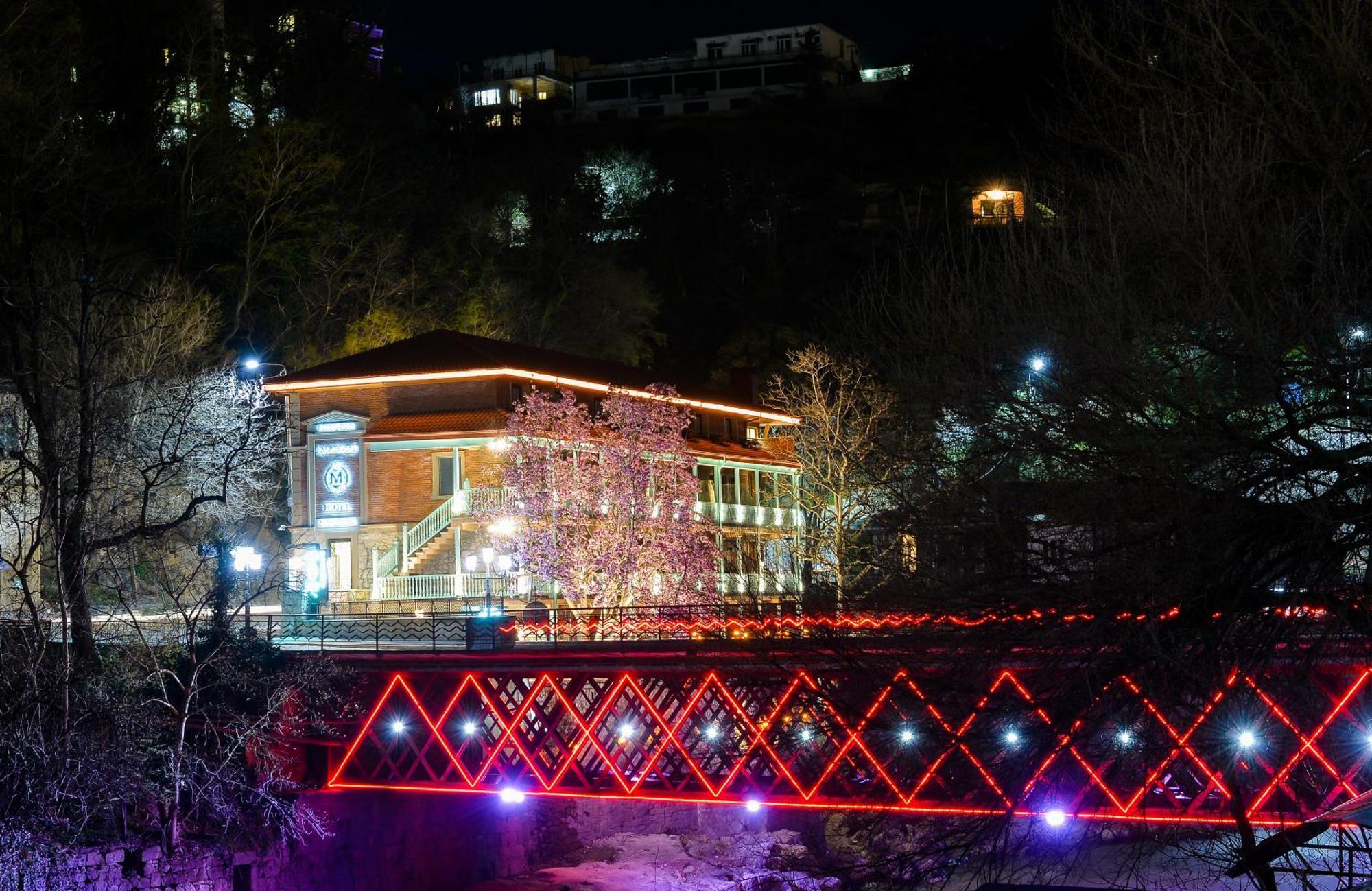 Hotel Magnolia In The City Centre Kutaisi Exterior foto